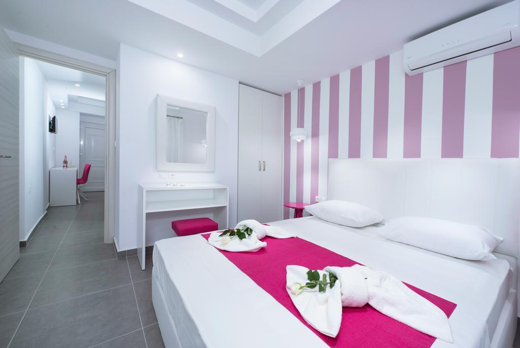 Почивка в Лименария, Тасос - Нощувка в апартамент на 80 м. от плажа в La Central Luxury Apartments, Гърция! - Снимка 18