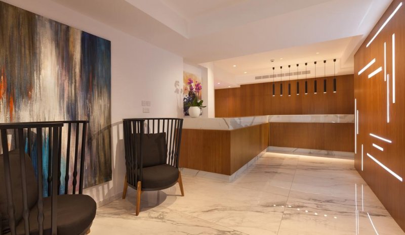 The Blue Ivy Hotel and Suites - Снимка 7