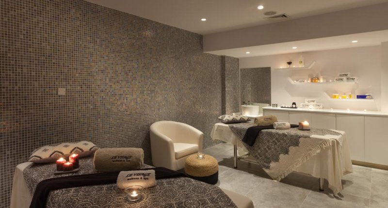 The Blue Ivy Hotel and Suites - Снимка 5