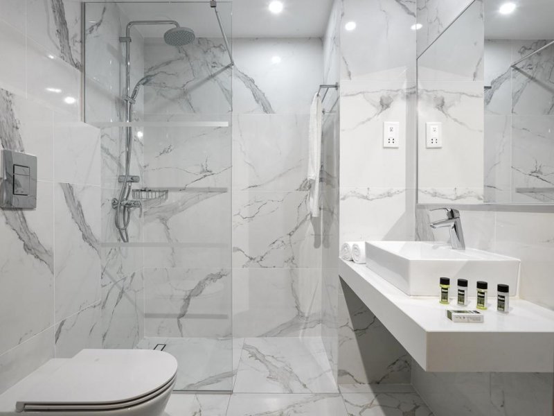 The Blue Ivy Hotel and Suites - Снимка 8