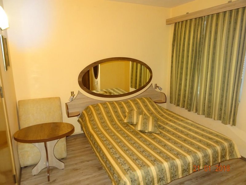 Хотел Колор - Снимка 9