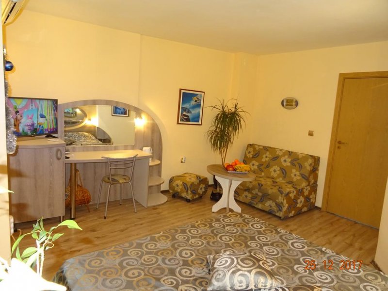 Хотел Колор - Снимка 10