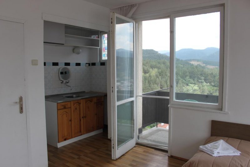 Къща за гости Крис - Снимка 3