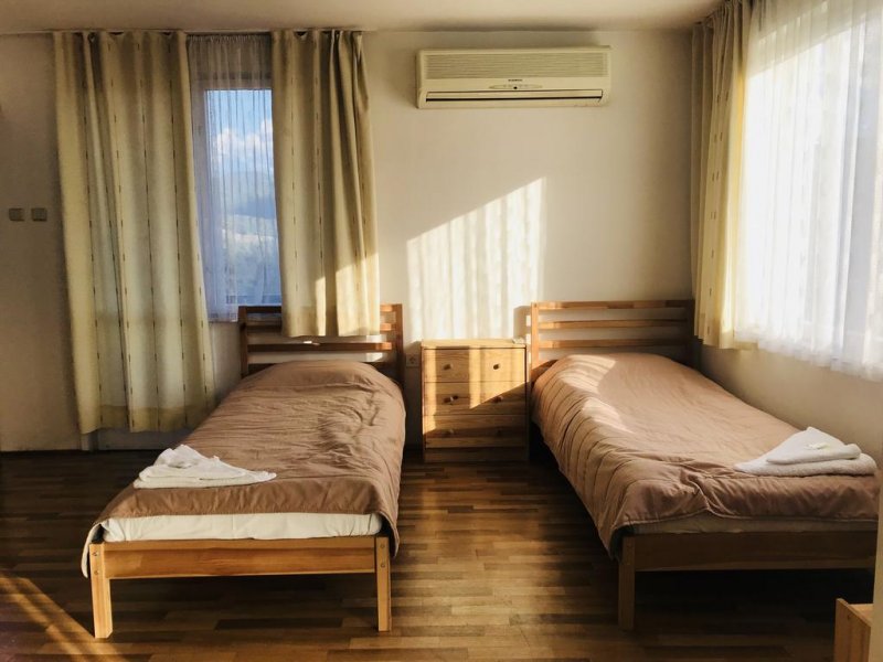 Къща за гости Крис - Снимка 5