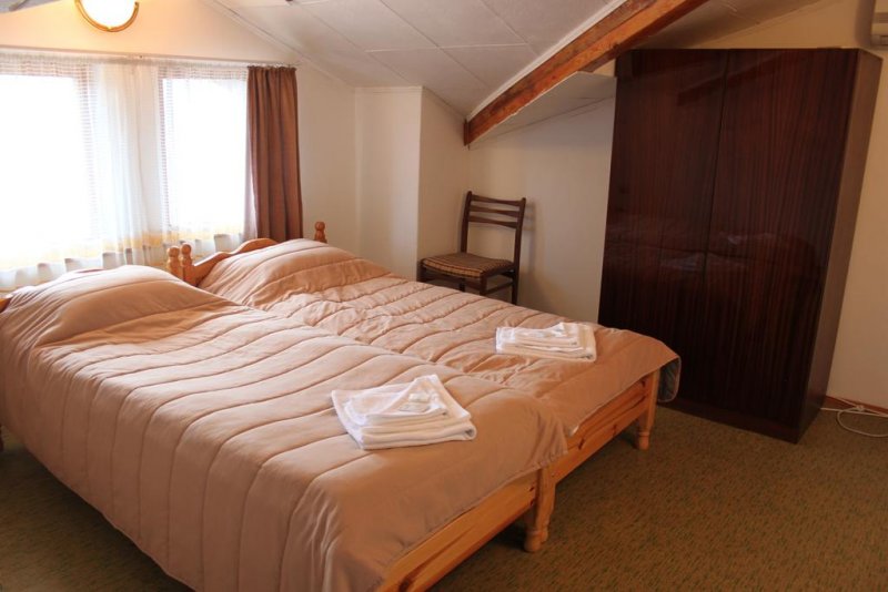 Къща за гости Крис - Снимка 1