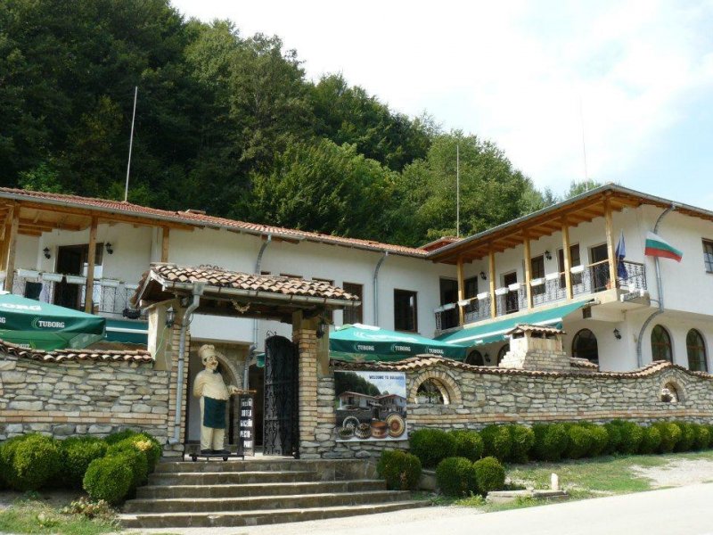 Къща за гости Бакхус - Снимка 4