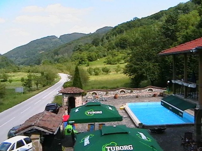 Къща за гости Бакхус - Снимка 10