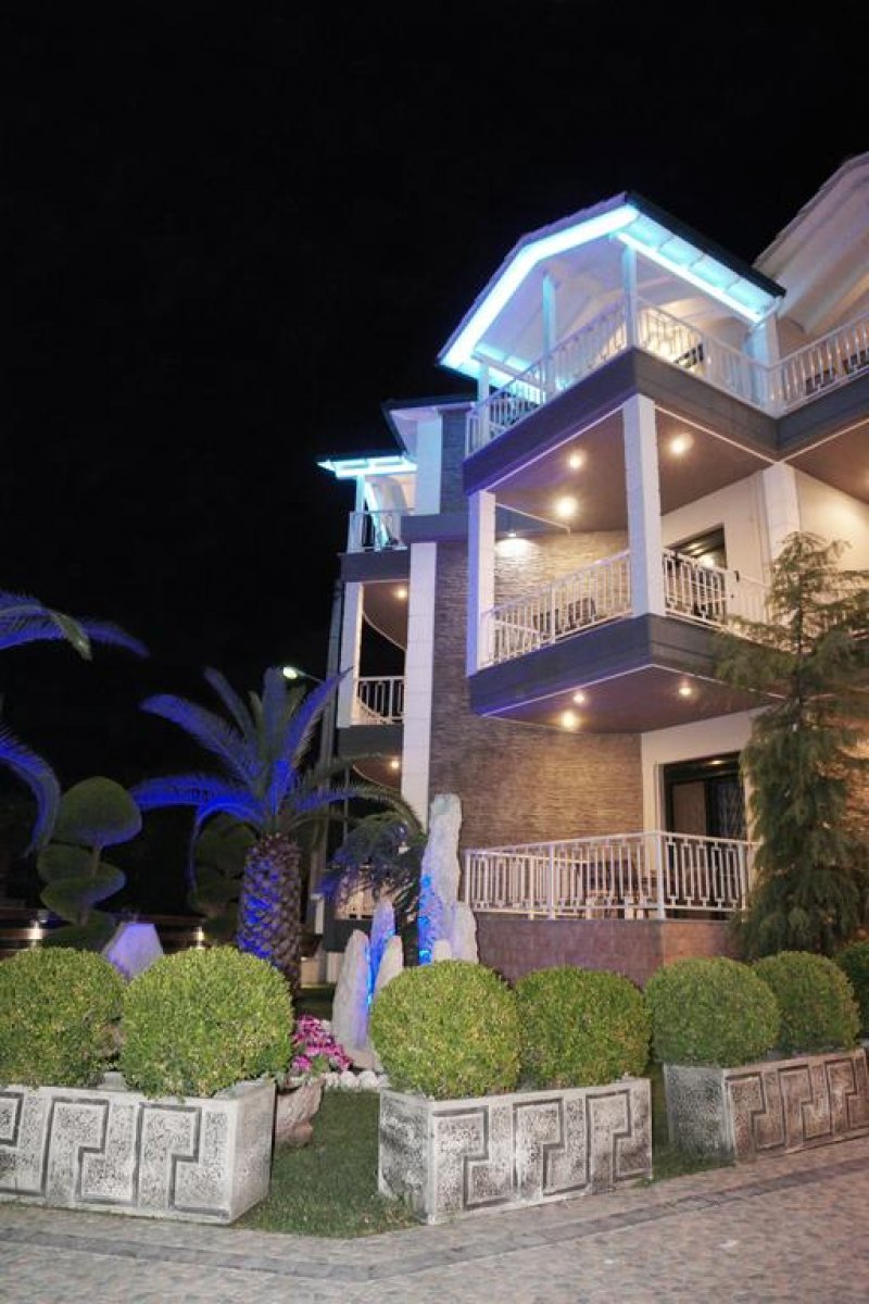 Villa Paradise Hotel - Снимка 9