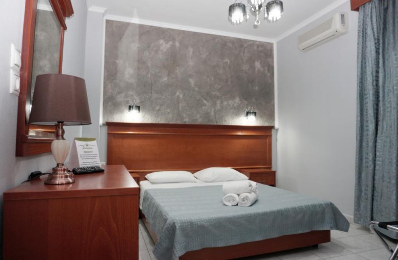 Villa Paradise Hotel - Снимка 11