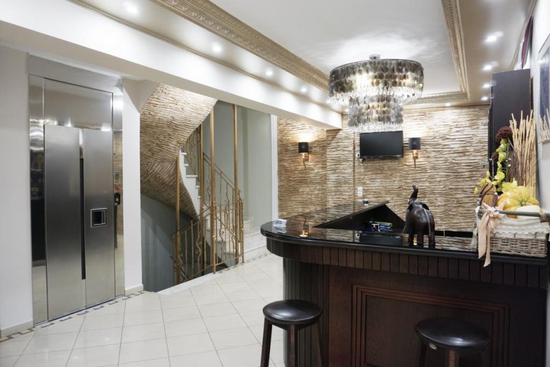 Villa Paradise Hotel - Снимка 2