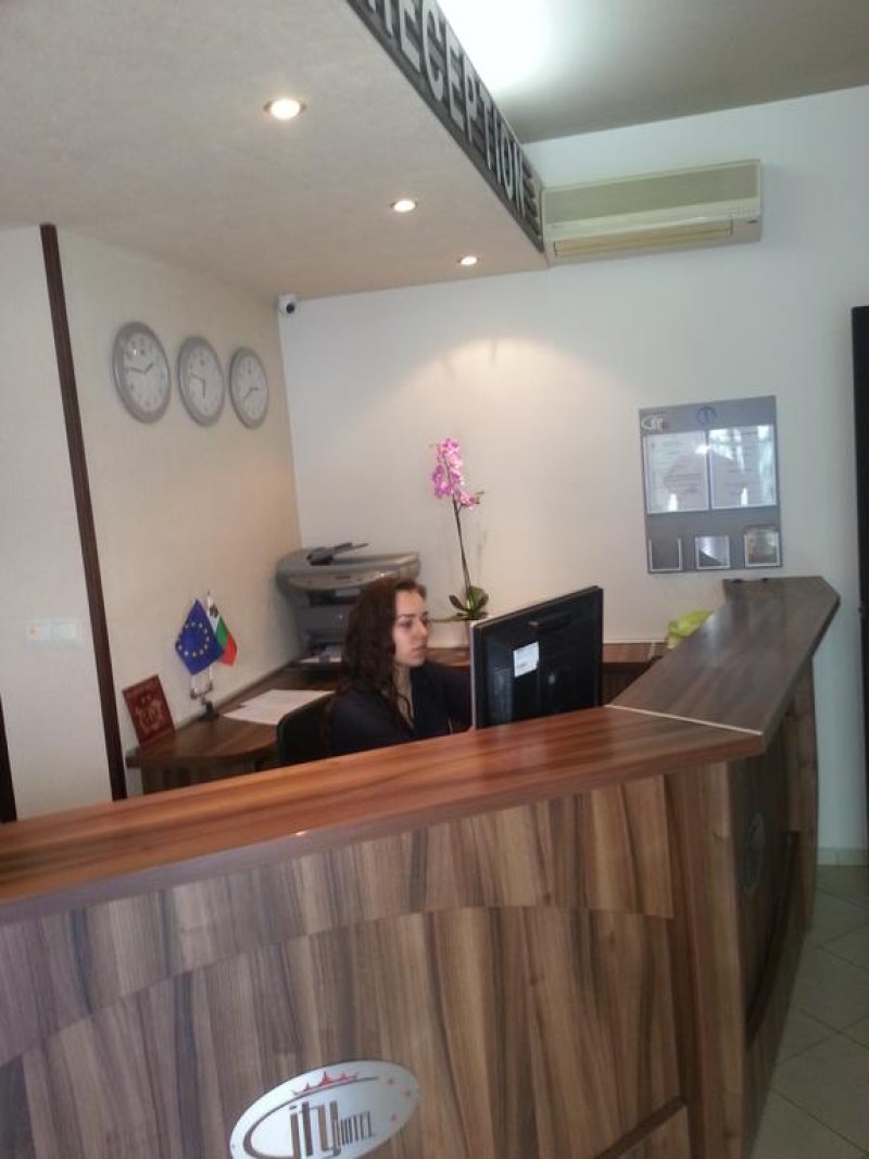 Хотел Сити Марк - Снимка 9