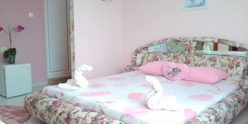 Къща за гости Синьо лято - Снимка 3