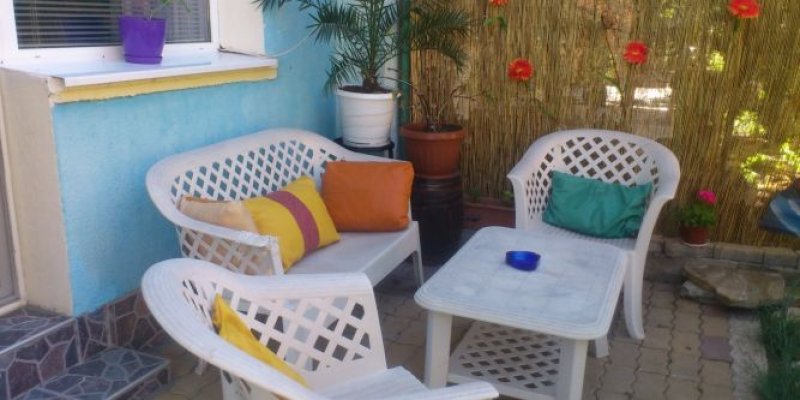 Къща за гости Синьо лято - Снимка 4