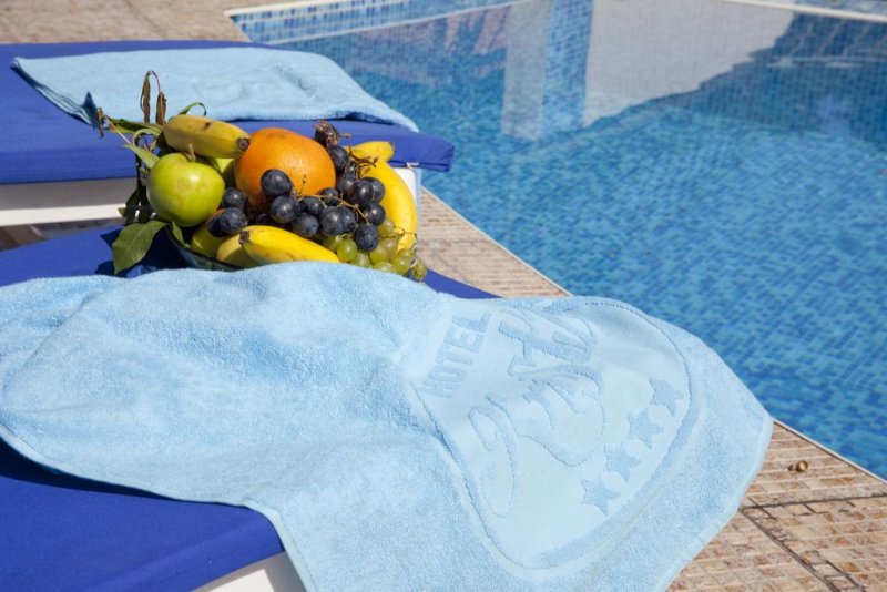 Хотел Кристал - Снимка 2