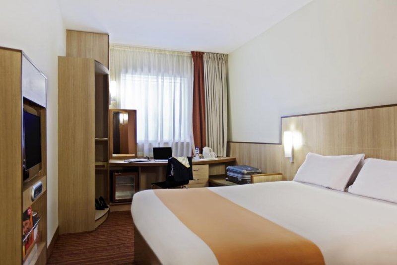 Ibis Al Barsha - Снимка 8