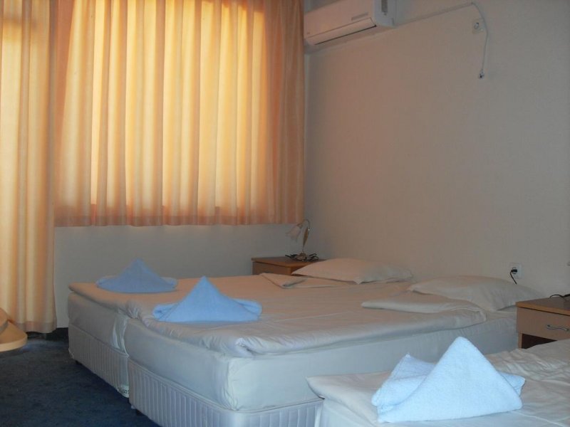 Семеен хотел Амигос - Снимка 9