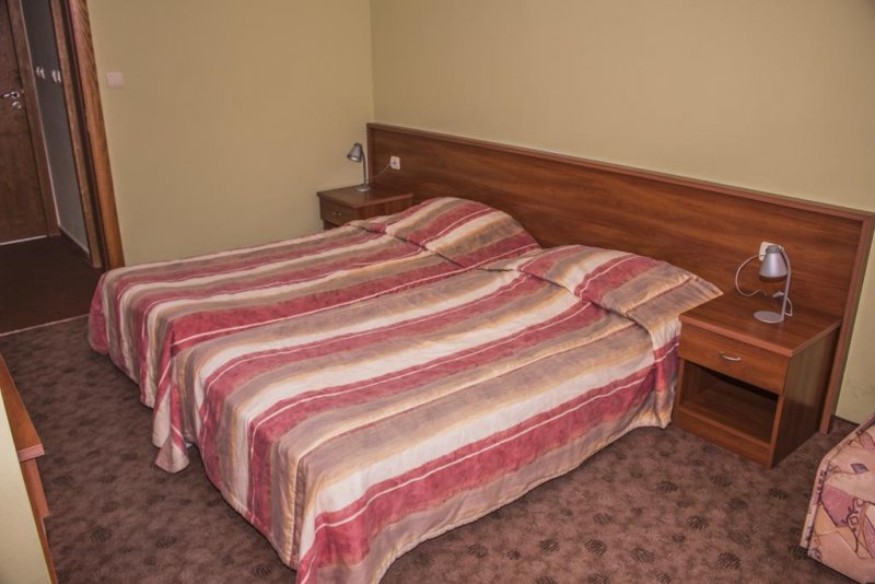 Семеен хотел ИВЕЛ - Снимка 9