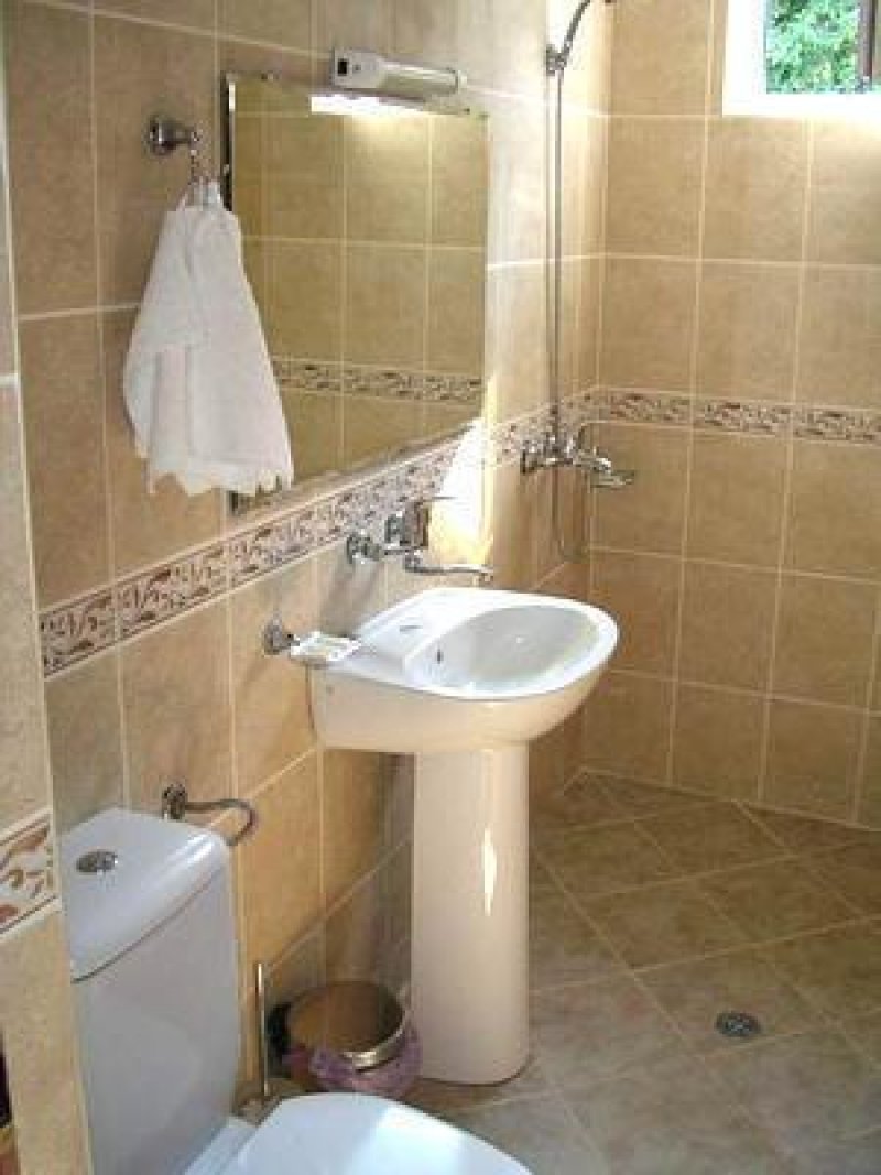 Хотел Лотос - Снимка 1