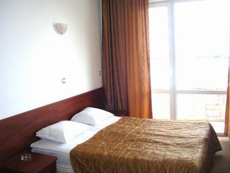 Хотел Лотос - Снимка 9