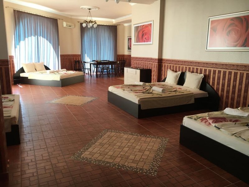 Апартхотел Роуз Гардън - Снимка 10