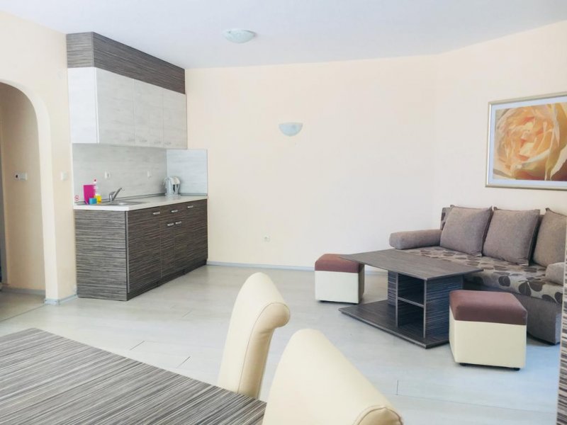 Апартхотел Роуз Гардън - Снимка 8