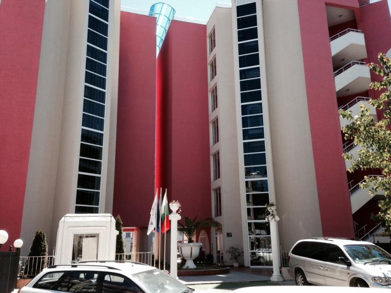 Апартхотел Роуз Гардън - Снимка 1