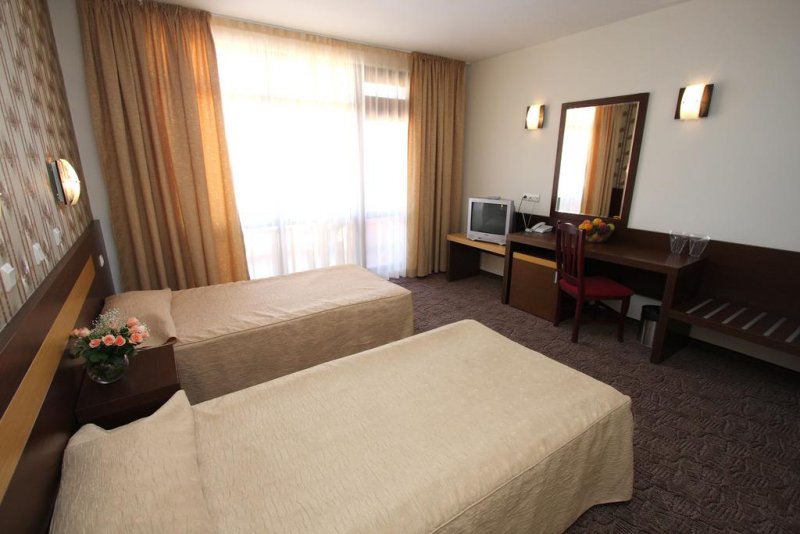 Хотел Изола Парадайз - Снимка 2