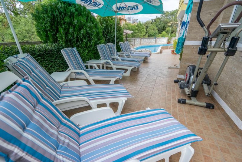 Хотел Луксор - Снимка 11