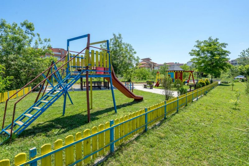 Хотел Луксор - Снимка 2