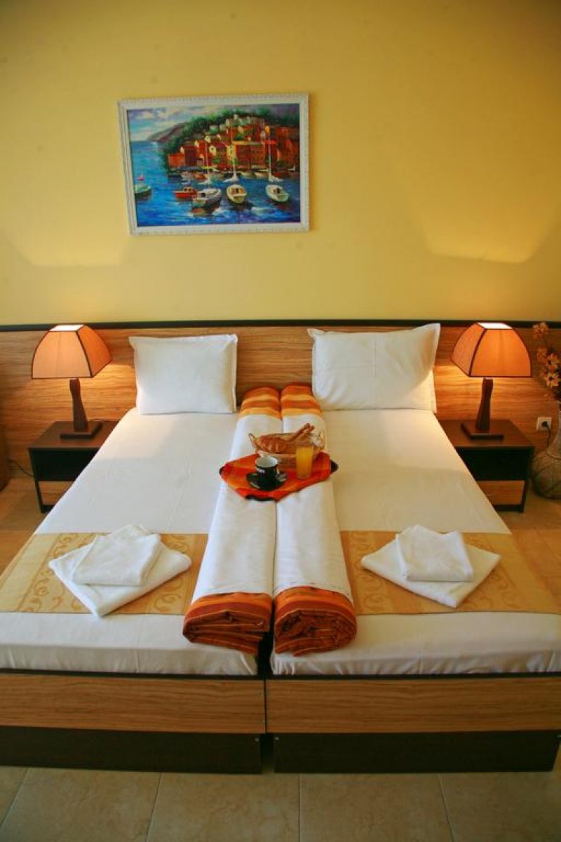 Хотел Луксор - Снимка 3