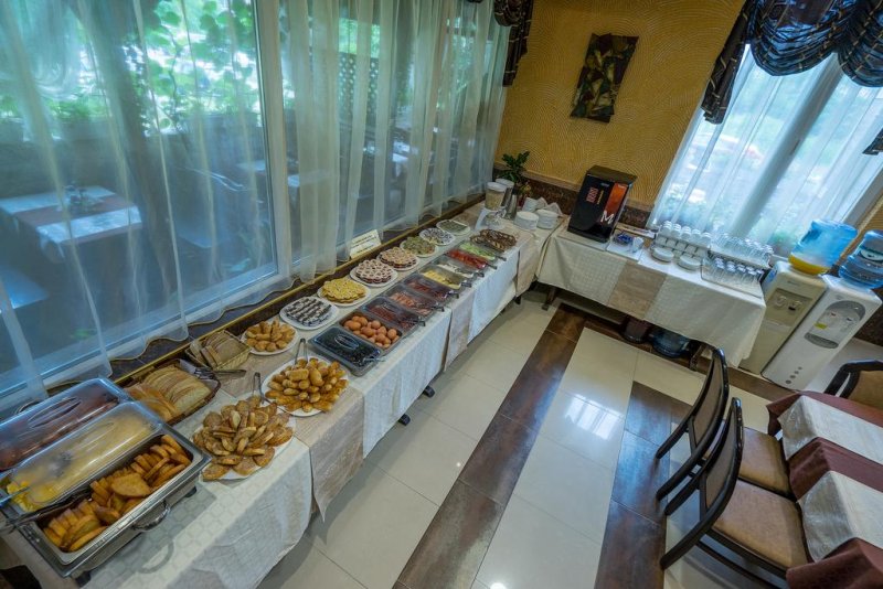 Хотел Луксор - Снимка 5