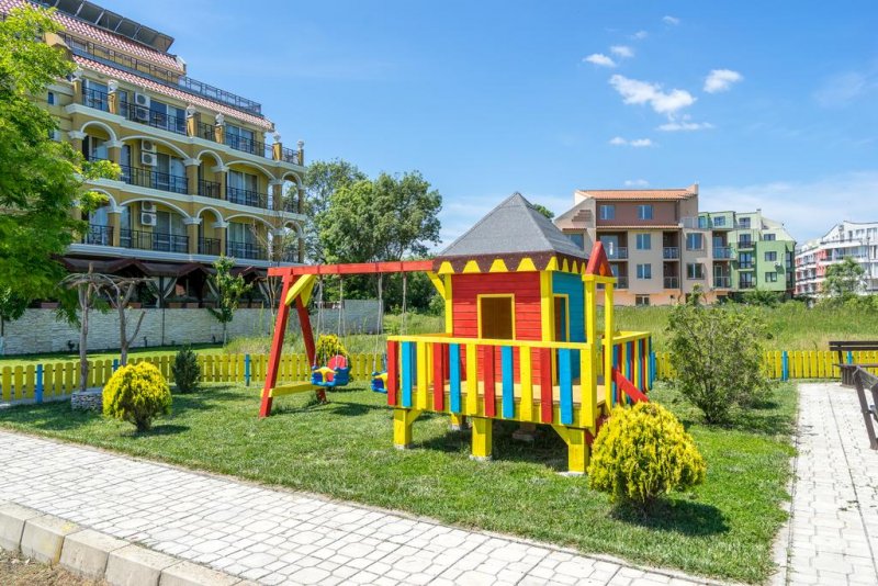 Хотел Луксор - Снимка 3