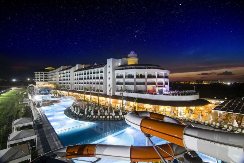Port River Hotel & Spa - Снимка 3