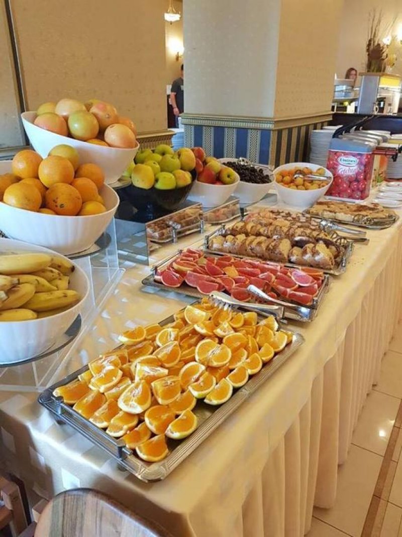 Хотел Сънсет Ризорт - Снимка 1