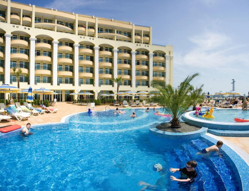 Хотел Сънсет Ризорт - Снимка 9