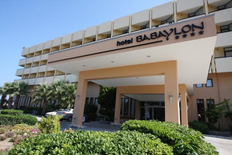 Babaylon Hotel - Снимка 11