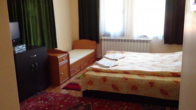 Семеен хотел Медвен - 1 - Снимка 2