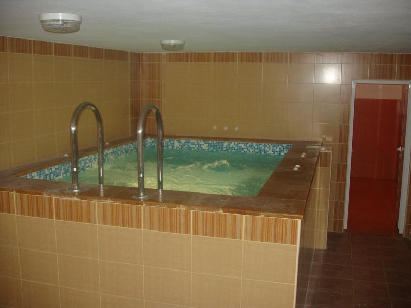 Семеен хотел Медвен - 1 - Снимка 11