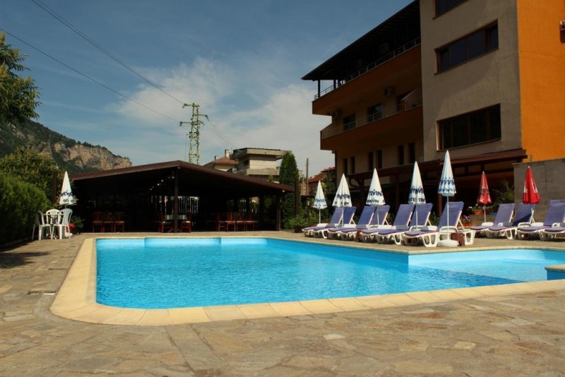 Семеен хотел Еница - Снимка 0