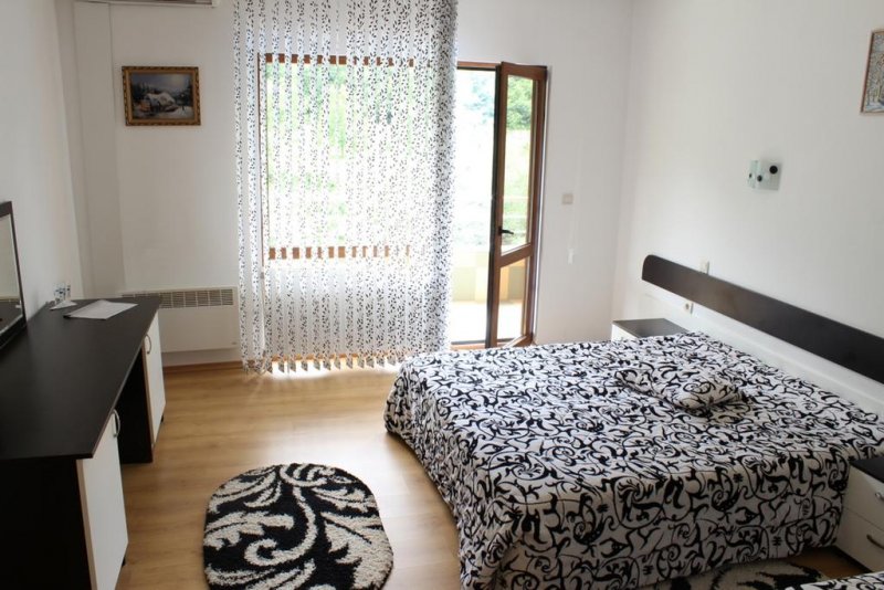 Семеен хотел Еница - Снимка 2