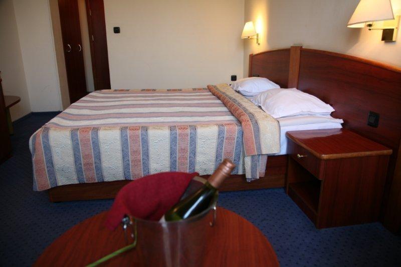 Хотел Орбита - Снимка 2