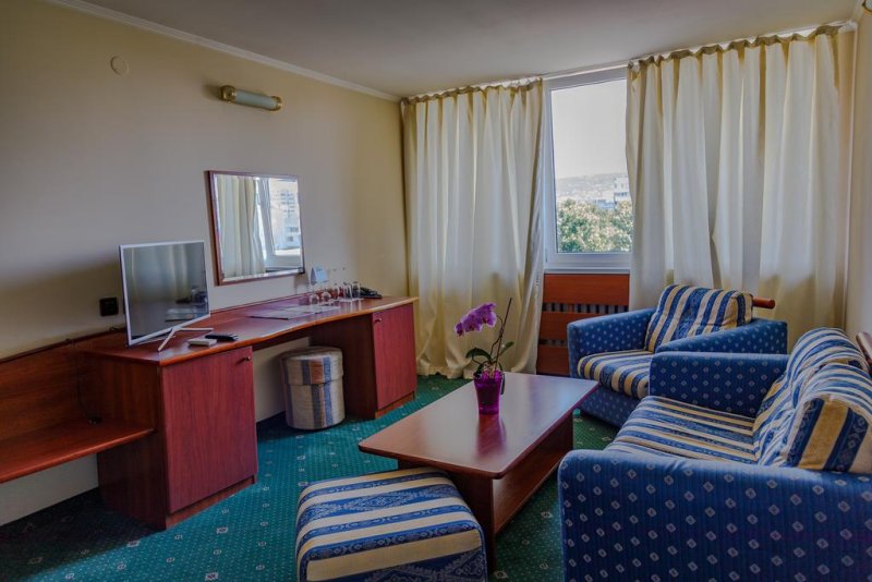 Хотел Орбита - Снимка 11