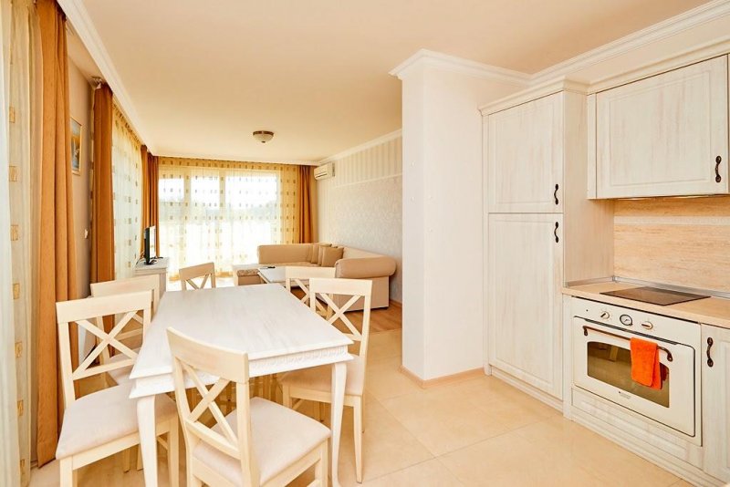 Апарт хотел Пенелопе Палас - Снимка 1