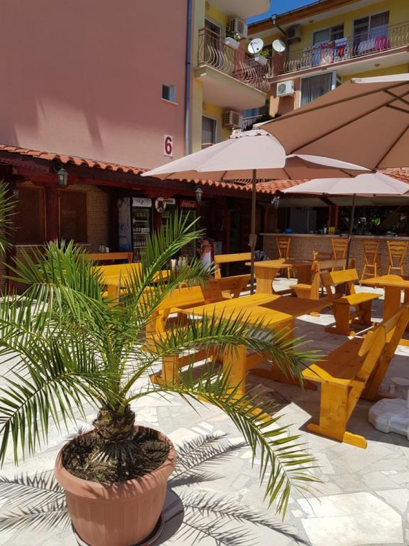 Комплекс Петрови къщи - Снимка 4