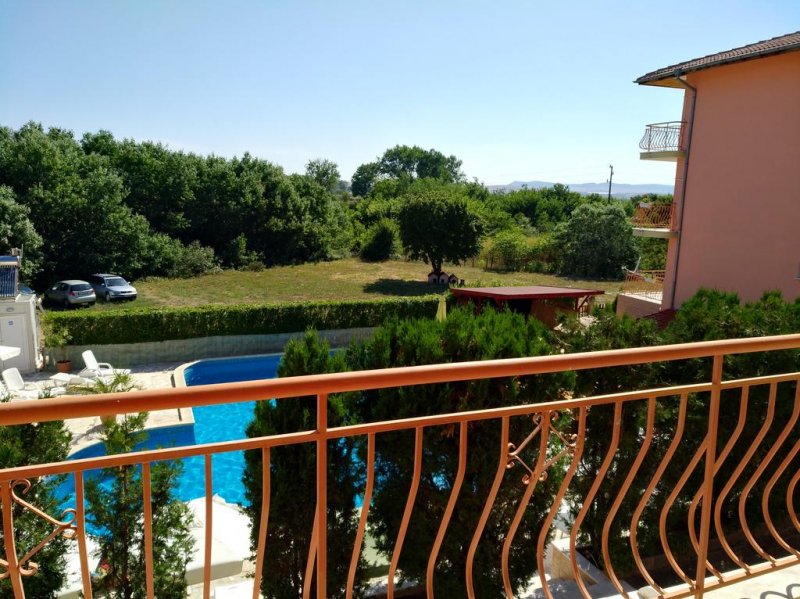 Комплекс Петрови къщи - Снимка 4