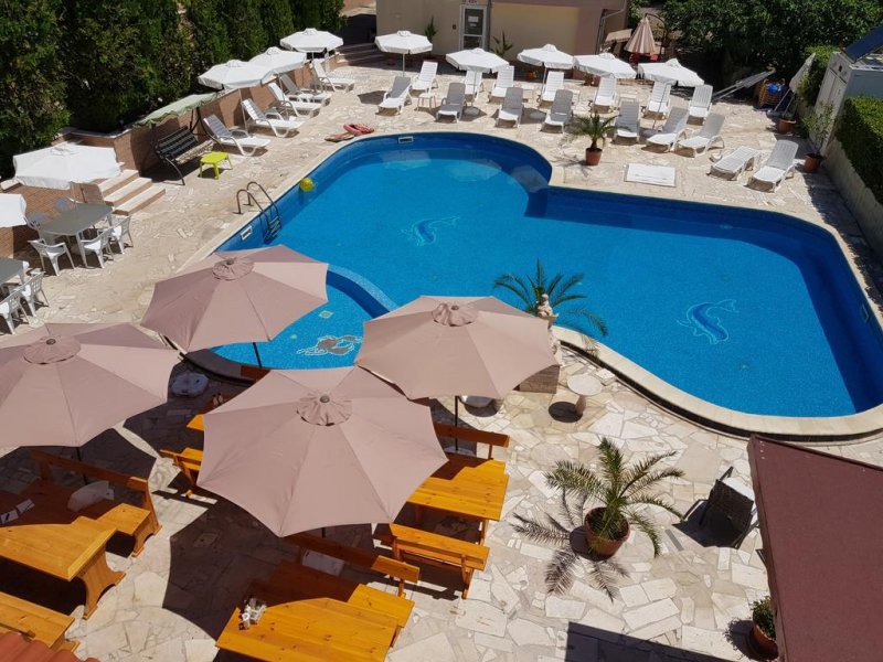 Комплекс Петрови къщи - Снимка 5