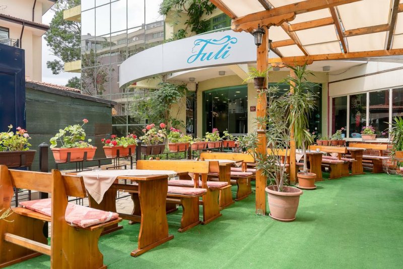 Хотел Джули - Снимка 2