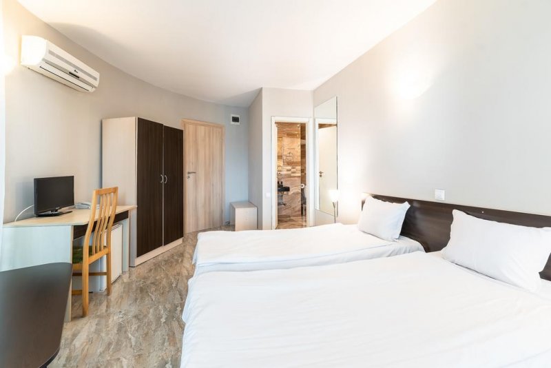 Хотел Джули - Снимка 11