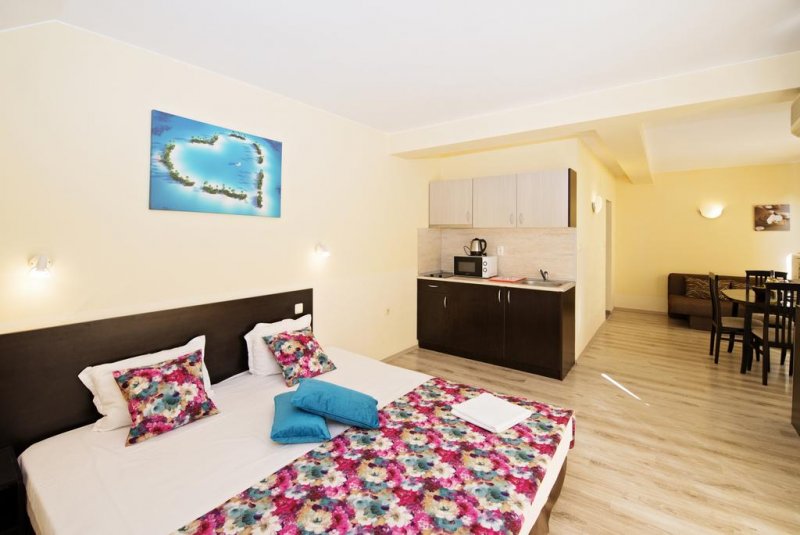 Апартхотел Примавера 2 - Снимка 0