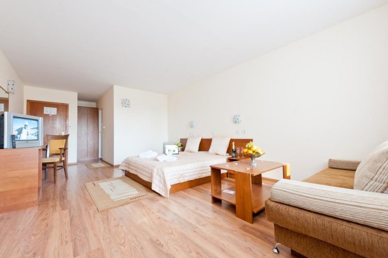 Хотел Яев - Снимка 4